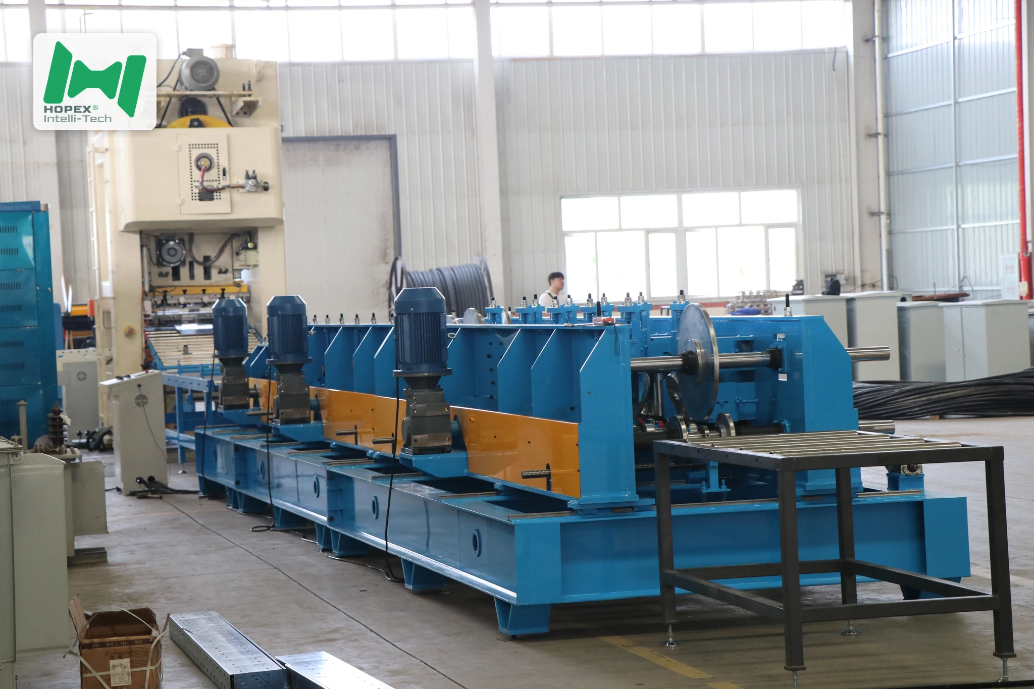 Steel Coil Uncoiler with Hydraulic Press for Cable Tray – HOPEX Line